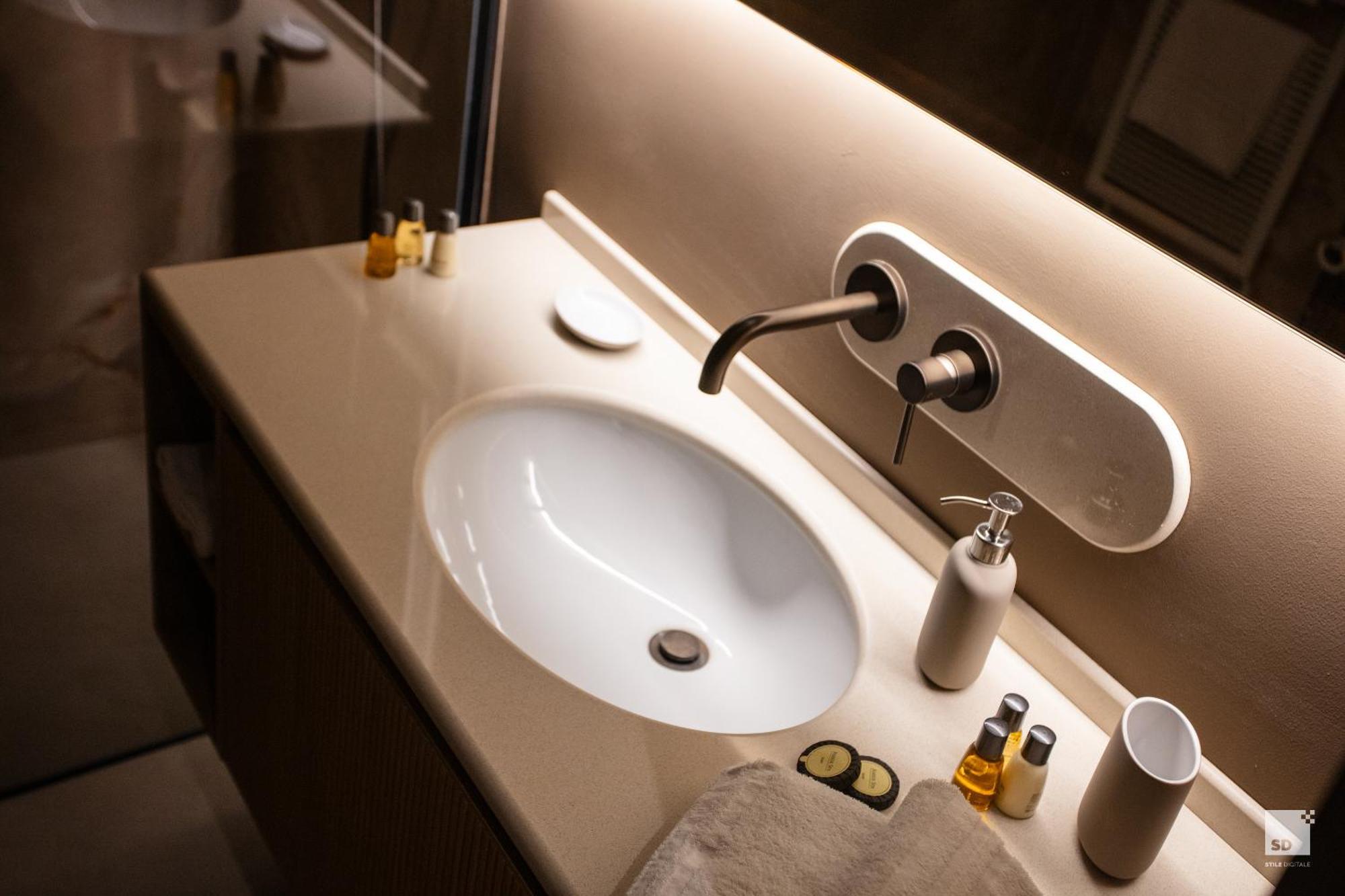 Апартаменты Marchesana Luxury Болонья Экстерьер фото